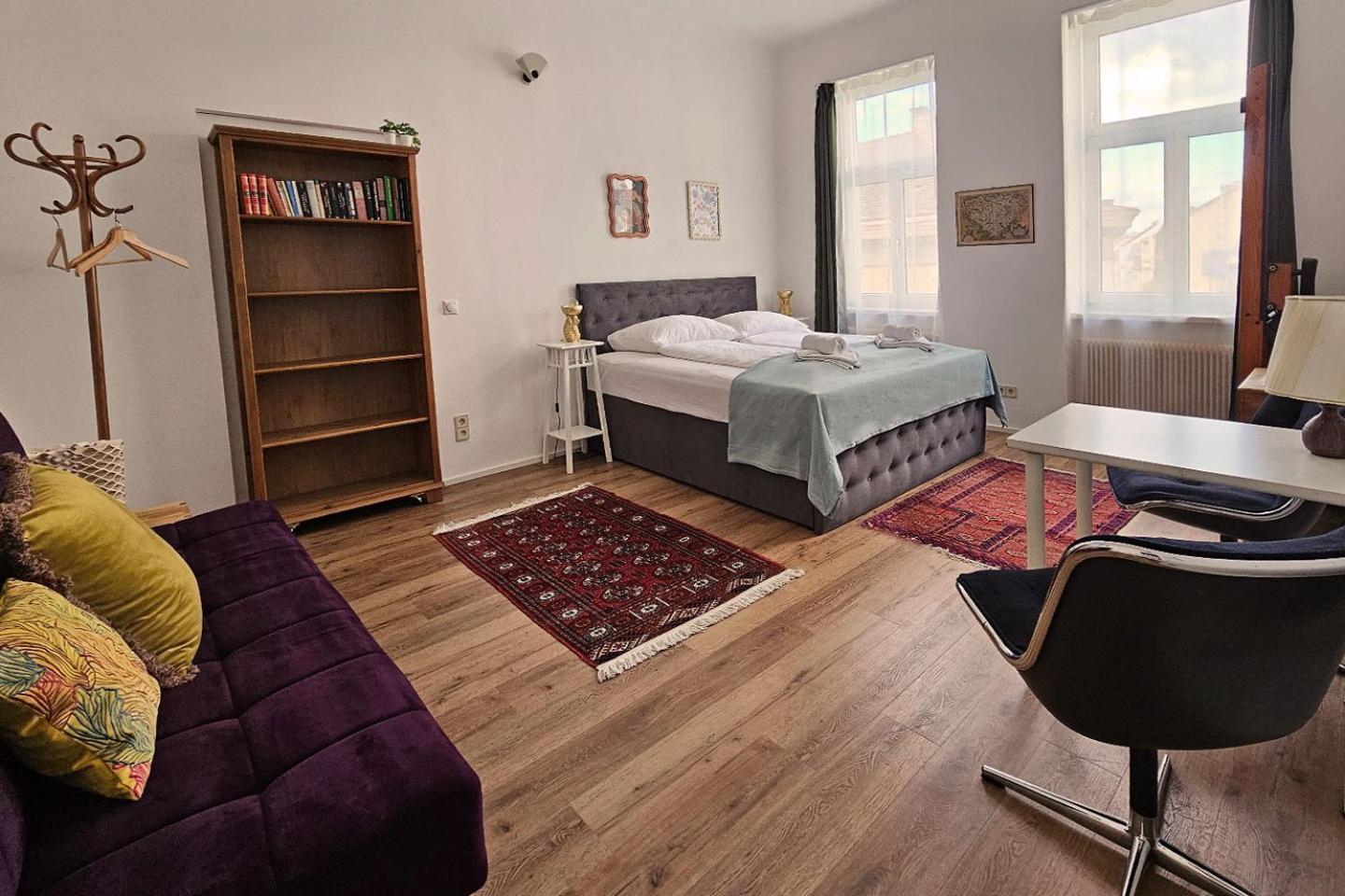 Vienna Palm Apartments Екстер'єр фото
